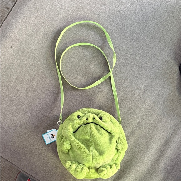 Jellycat Ricky Rain Frog Bag - Picture 5 of 5